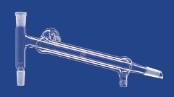 Distilling links with Liebig condenser and GL thread, DURAN® tubing