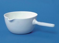 LLG-Porcelain casserole with handle