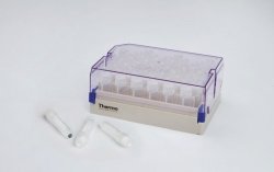 Universal Tubes Nunc™ with external thread and 2D barcode